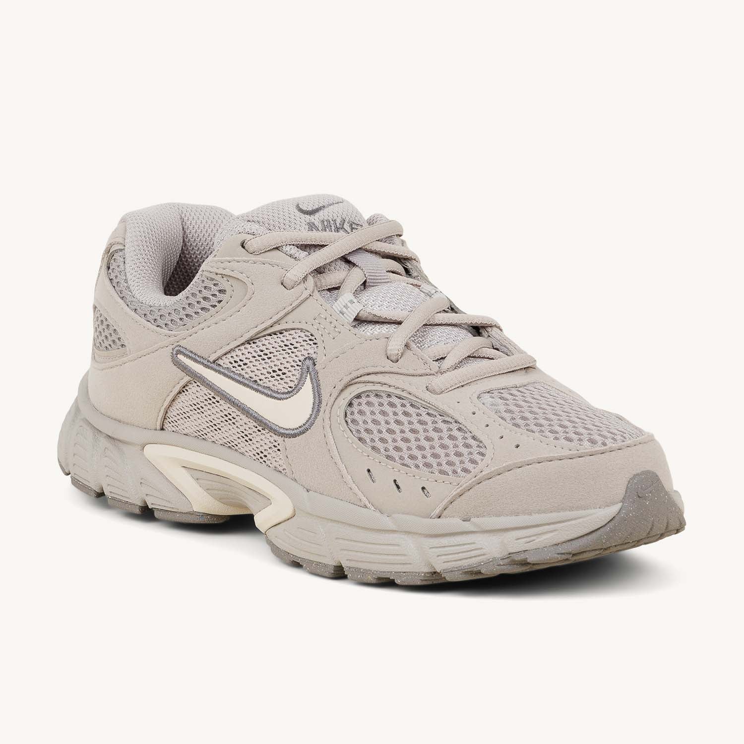 Sneakers Enfant NIKE V5 RNR SUEDE Gris