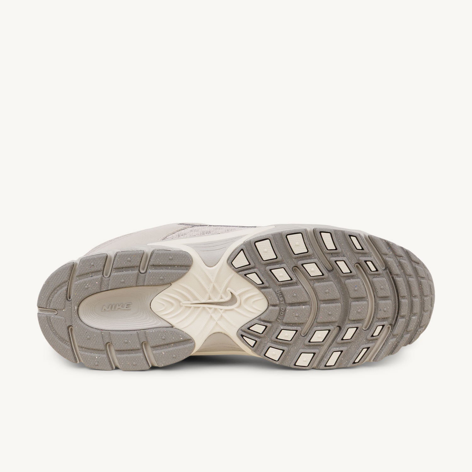 Sneakers Enfant NIKE V5 RNR SUEDE Gris