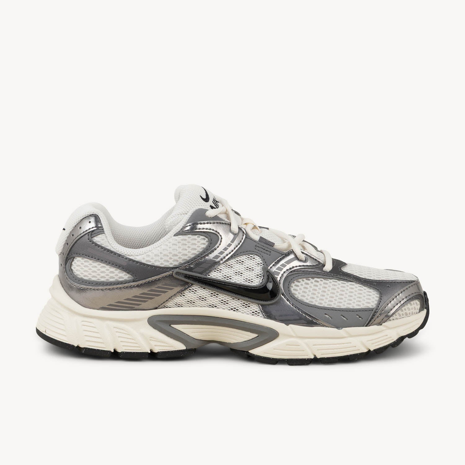 Sneakers Homme NIKE V5 RNR Gris