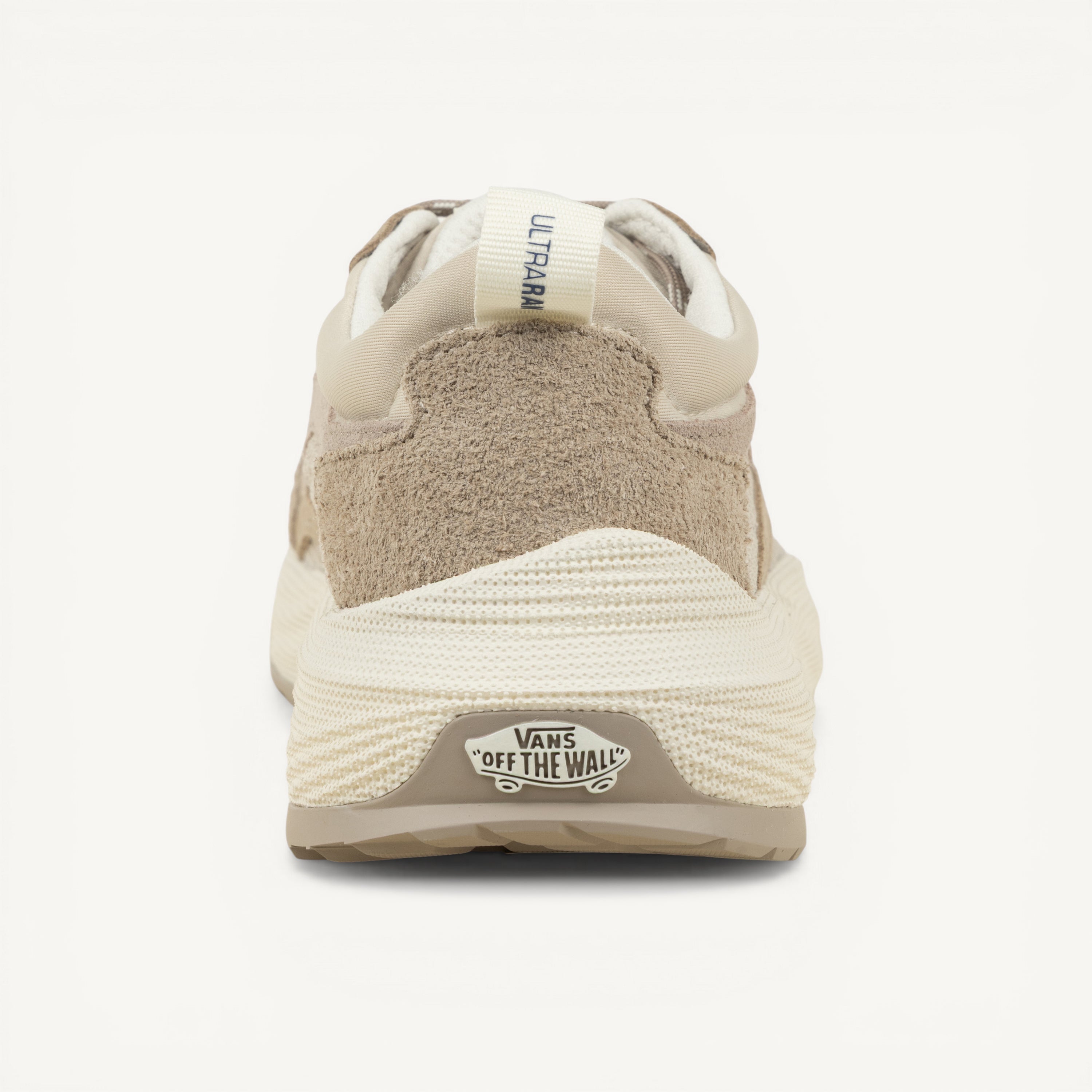 Sneakers Homme VANS VN000EJ82N1 - ULTRA RANGE
Beige