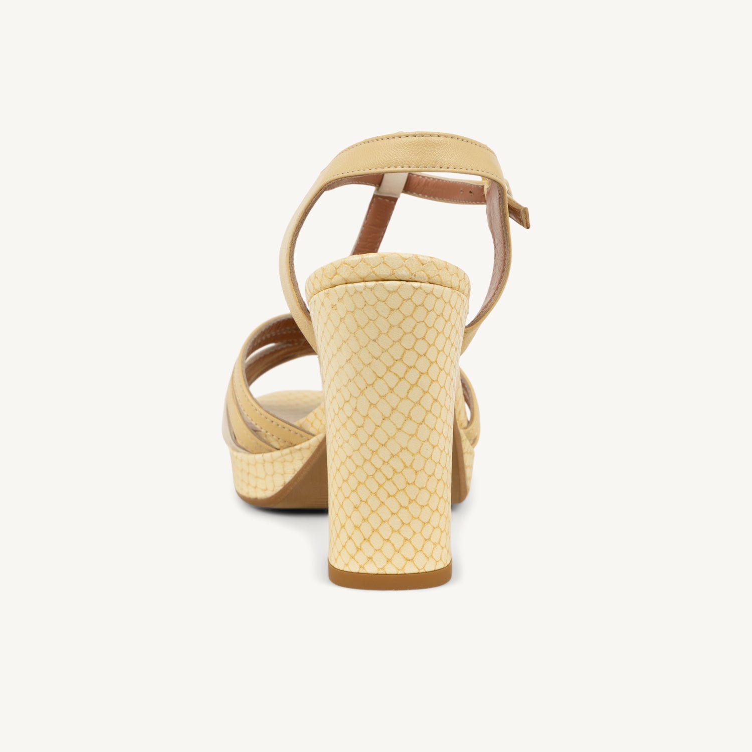 Sandales Femme LES VENUES VENICIOTA Jaune