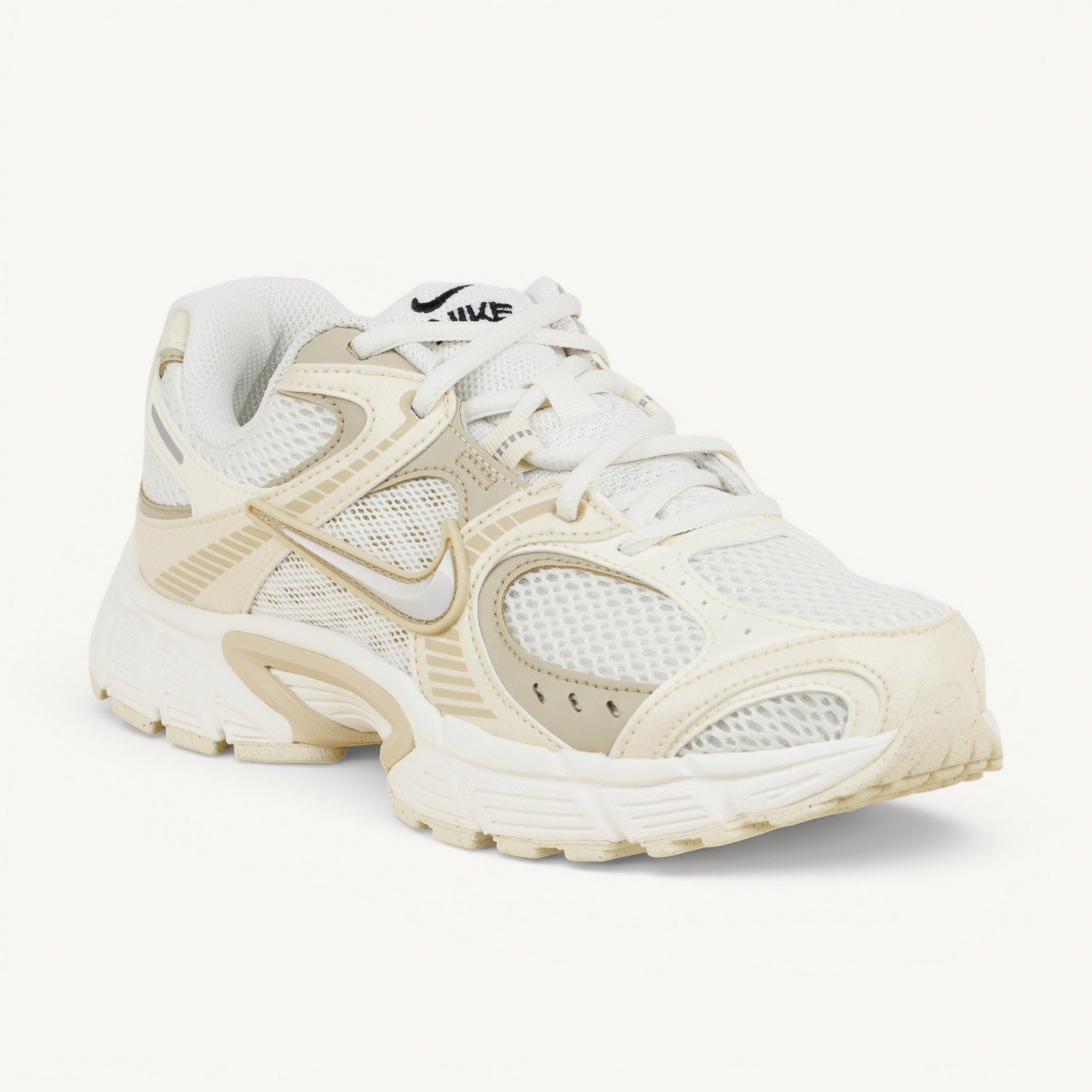 Sneakers Femme NIKE V5 RNR V2 Beige