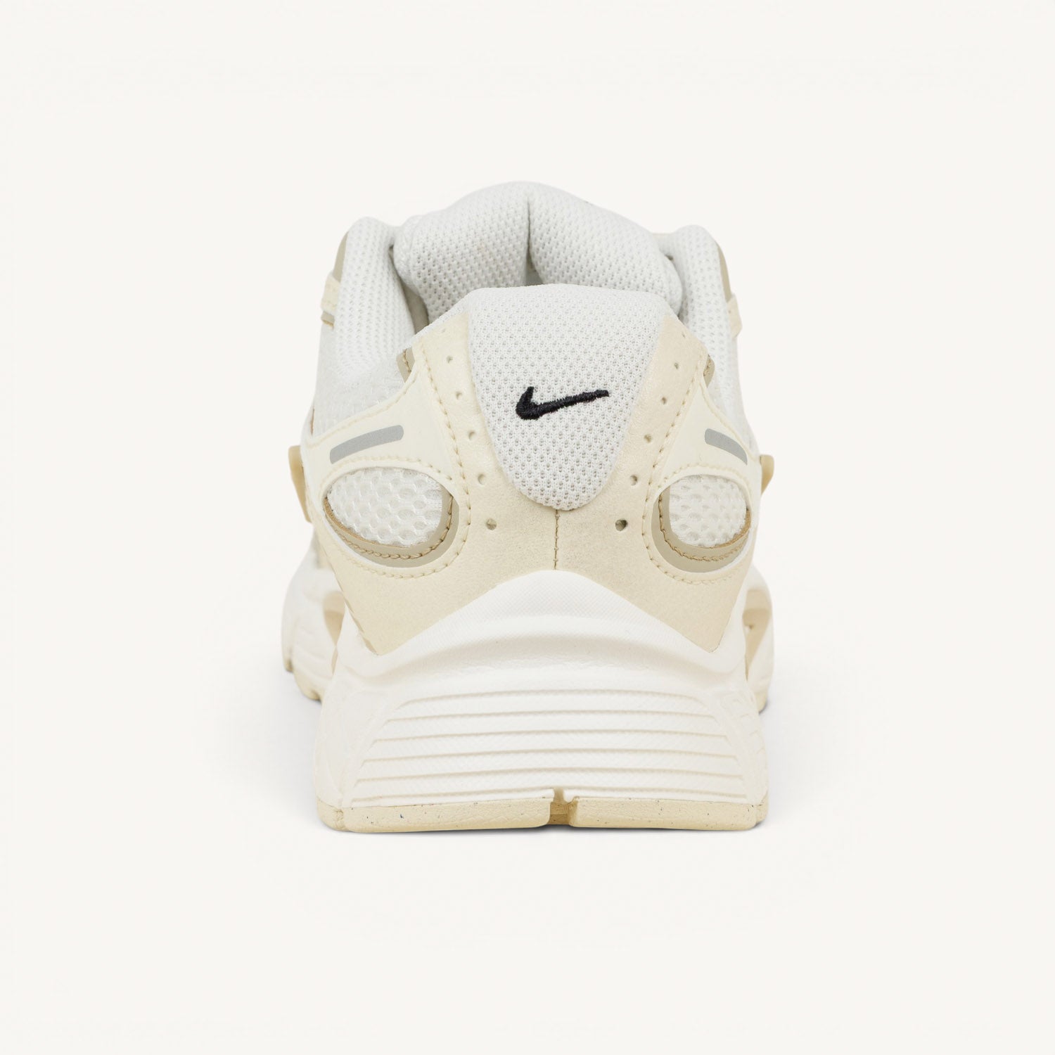 Sneakers Femme NIKE V5 RNR V2 Beige