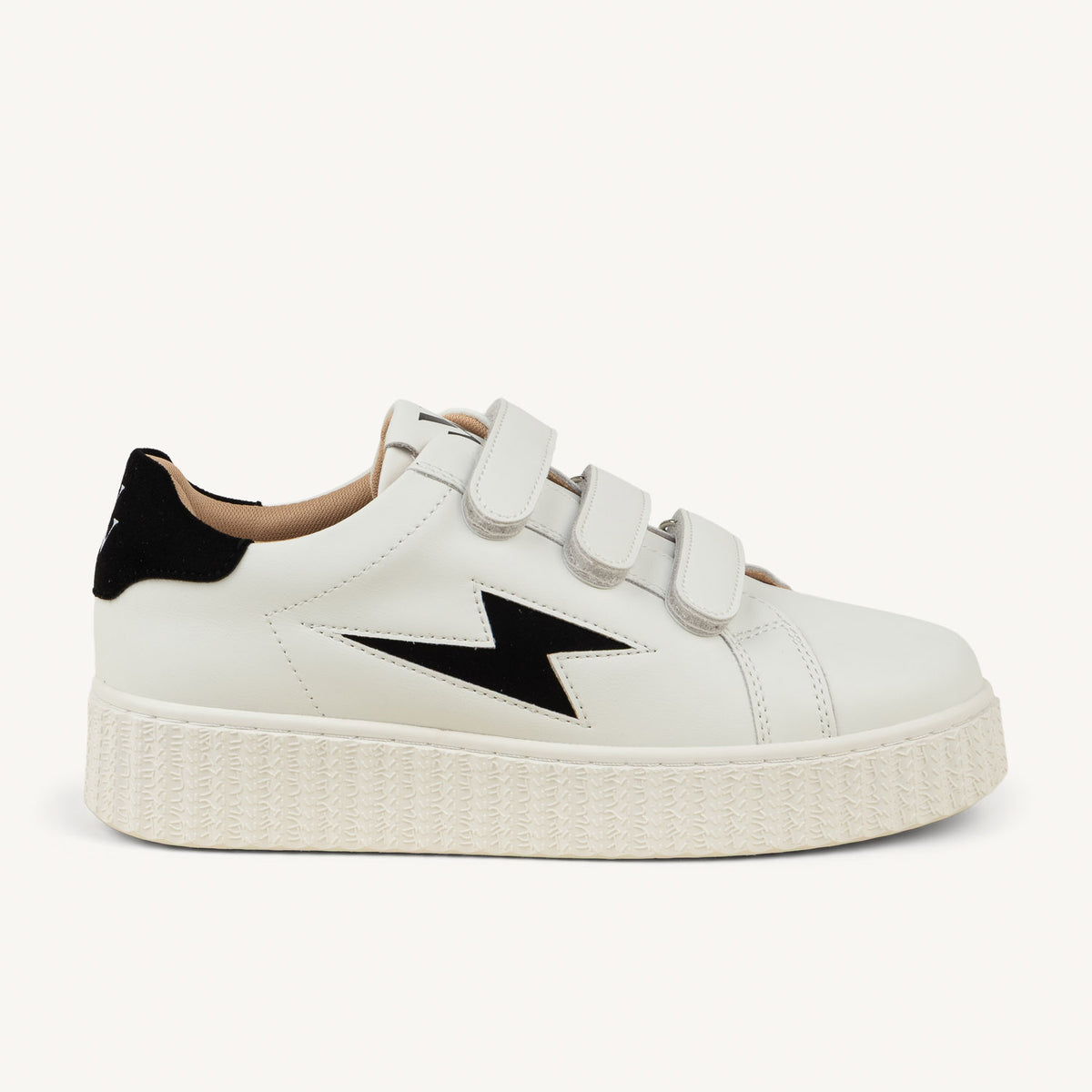 Baskets Femme VANESSA WU BK2553 VICKY Blanc