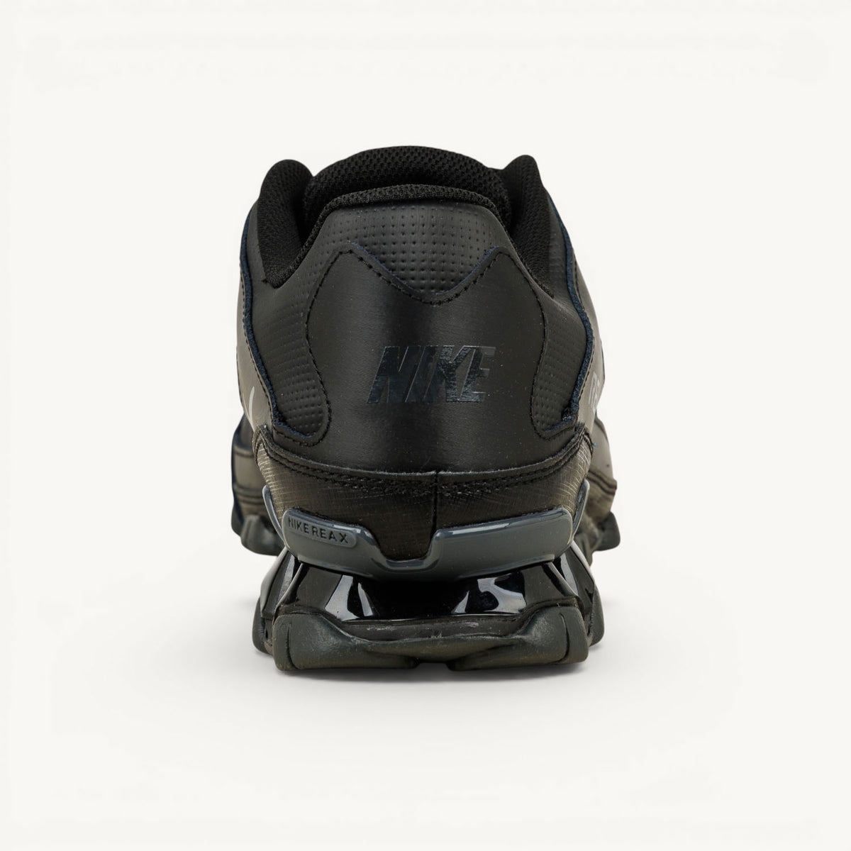 Sneakers Homme NIKE REAX 8 TR Noir