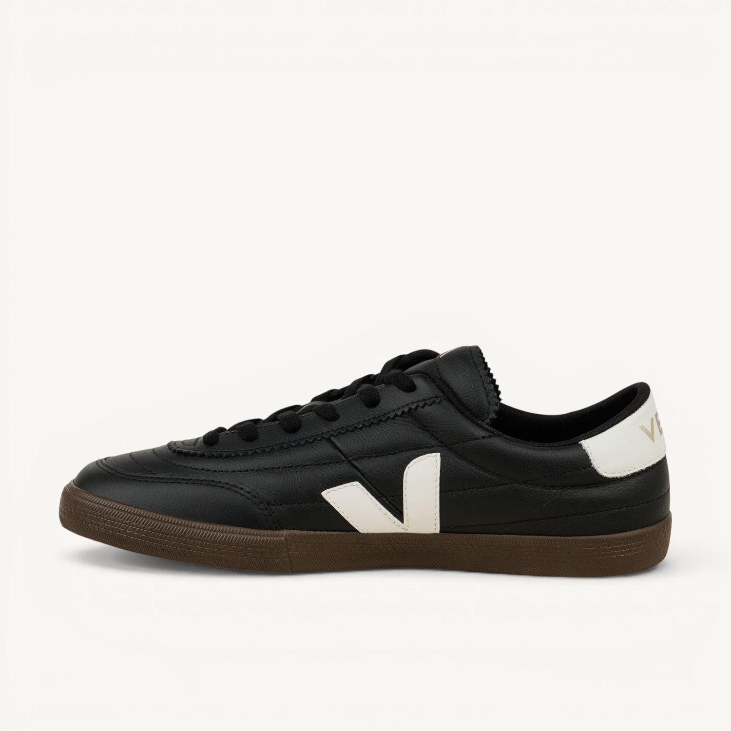 Sneakers Homme VEJA PANENKA
Noir