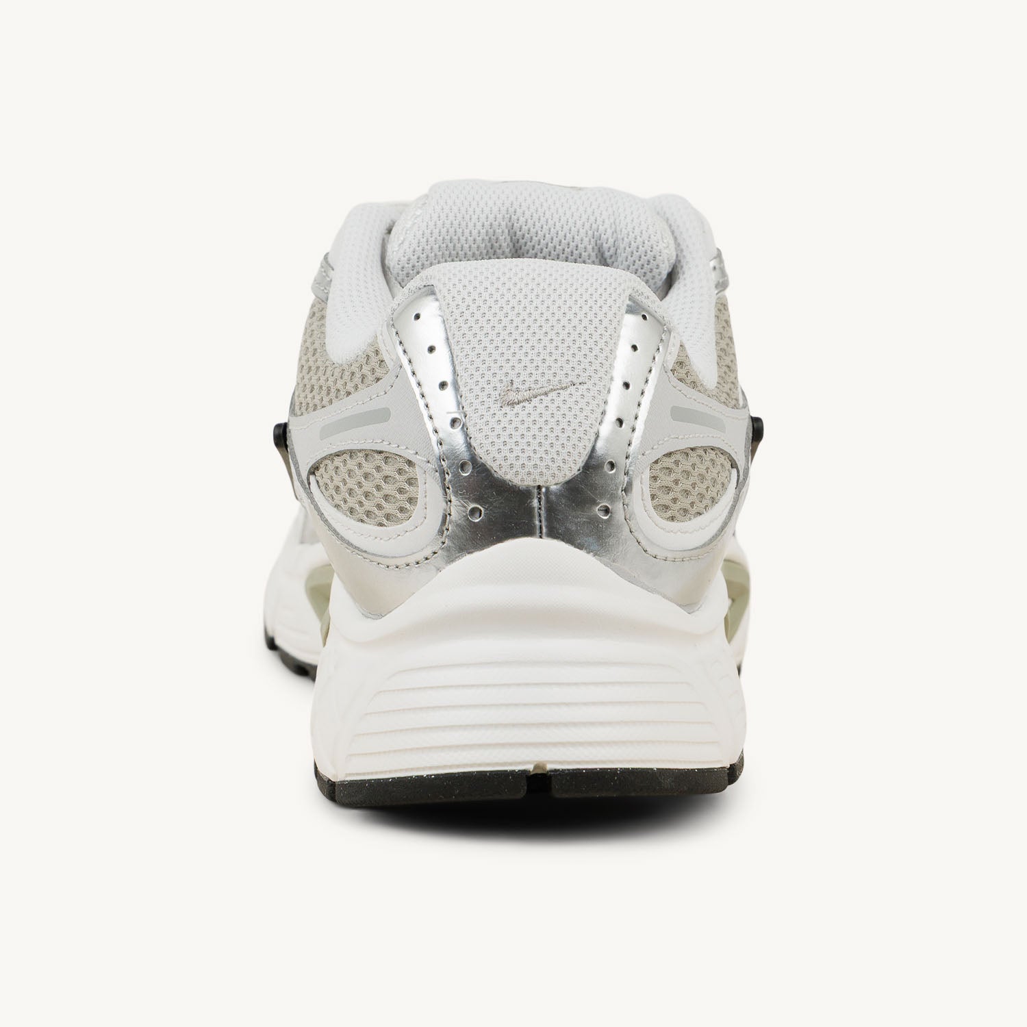 Sneakers Femme NIKE V5 RNR Gris