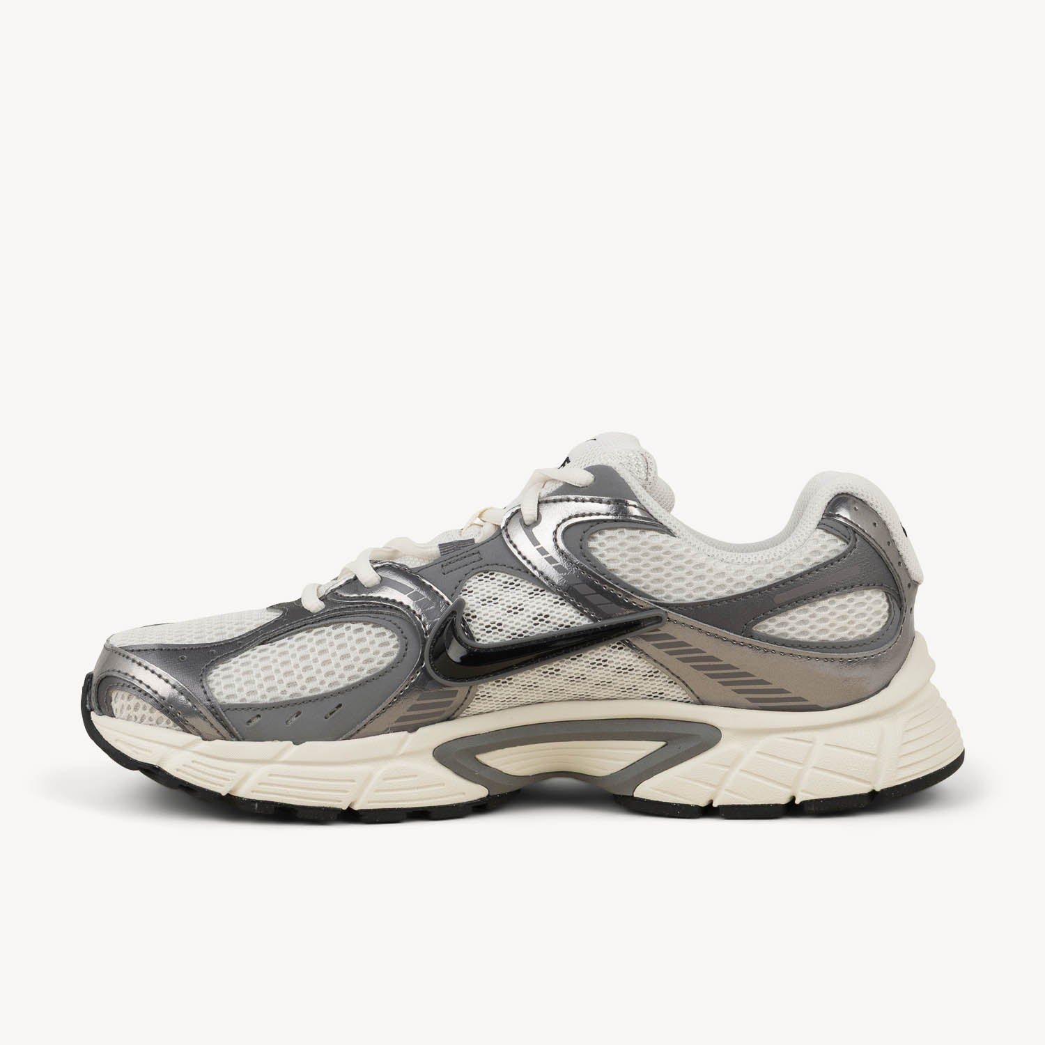 Sneakers Homme NIKE V5 RNR Gris